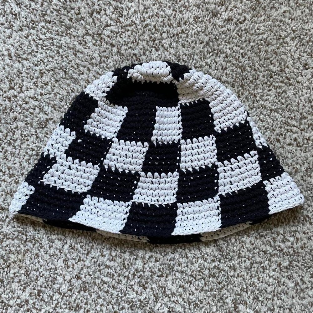 Urban Outfitters Women's Black and White Hat